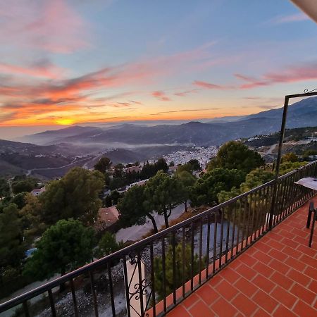 Lovely 2 Bed Apartment With Stunning Views & Pool Cómpeta Exterior foto
